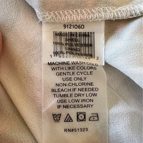 Vince Camuto Verona Garden PUFF sleeve blouse - Picture 7 of 10